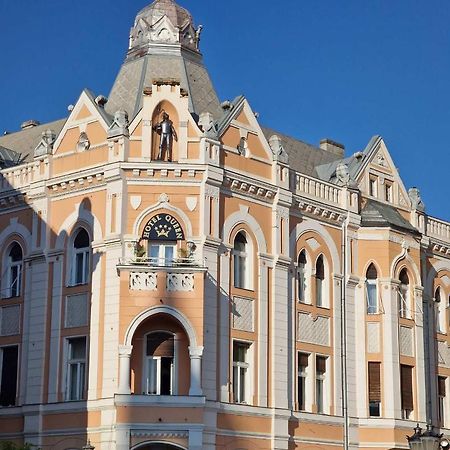 Queen Palace Novi Sad Exterior foto